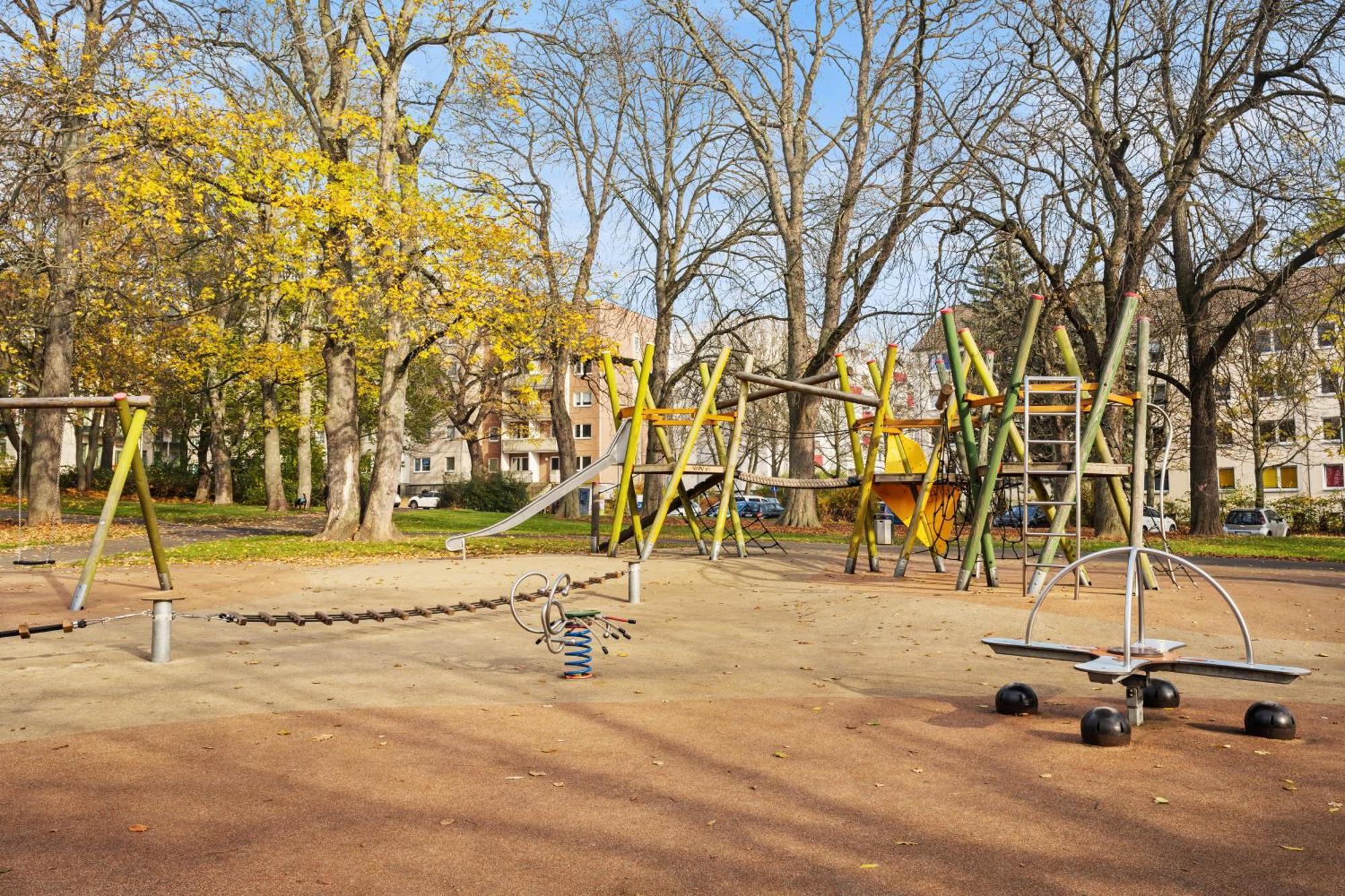 Edler Wohnraum Noble Stadtoase Mit Boxspringbett, Kaffeevollautomat, Lift & Parkplatz Chemnitz Zewnętrze zdjęcie